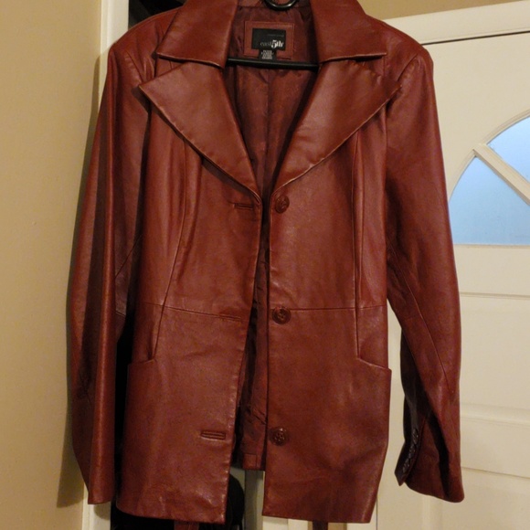 Leather coat - Picture 2 of 4